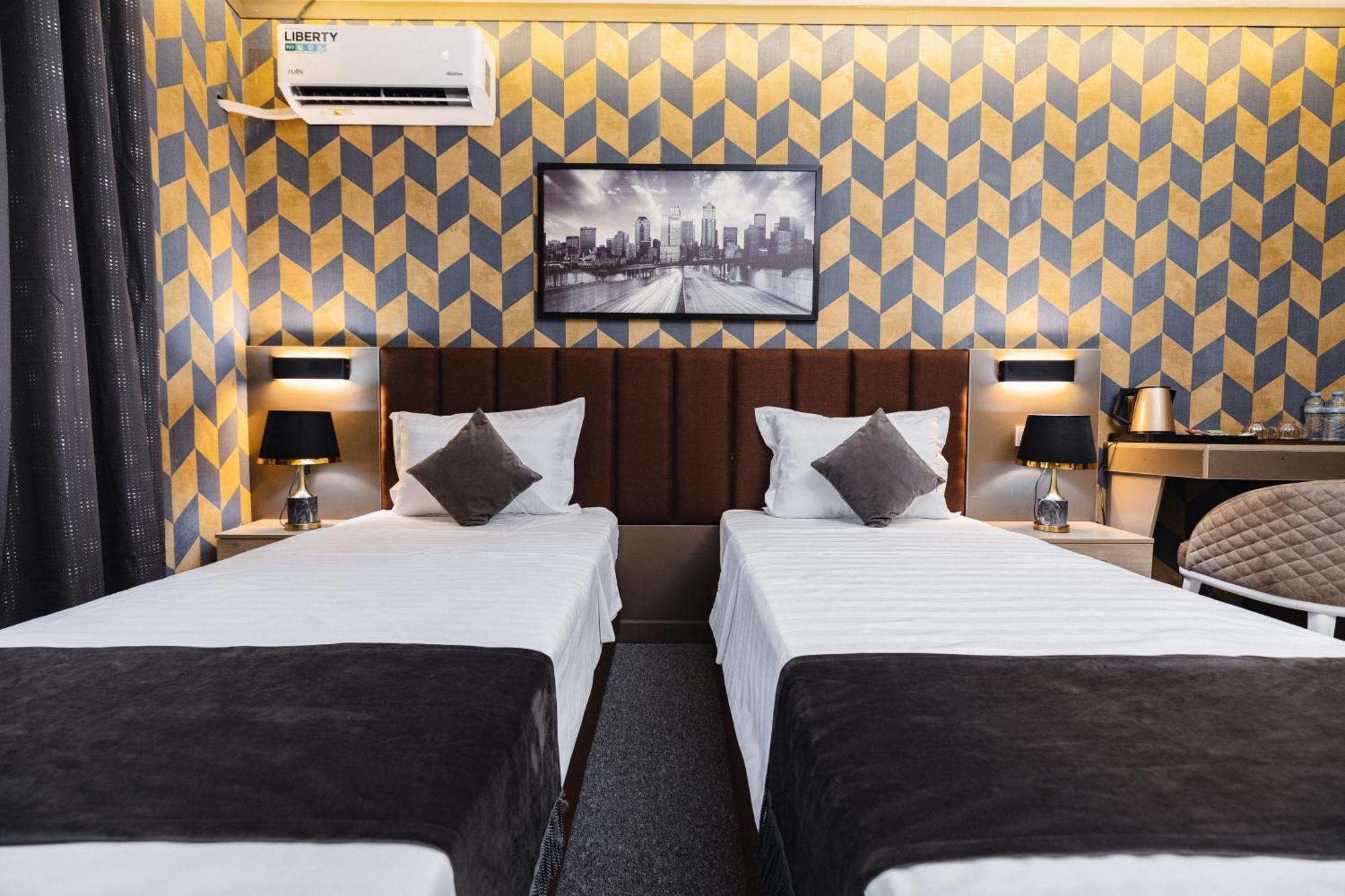 Art Air Hotel Tashkent Esterno foto