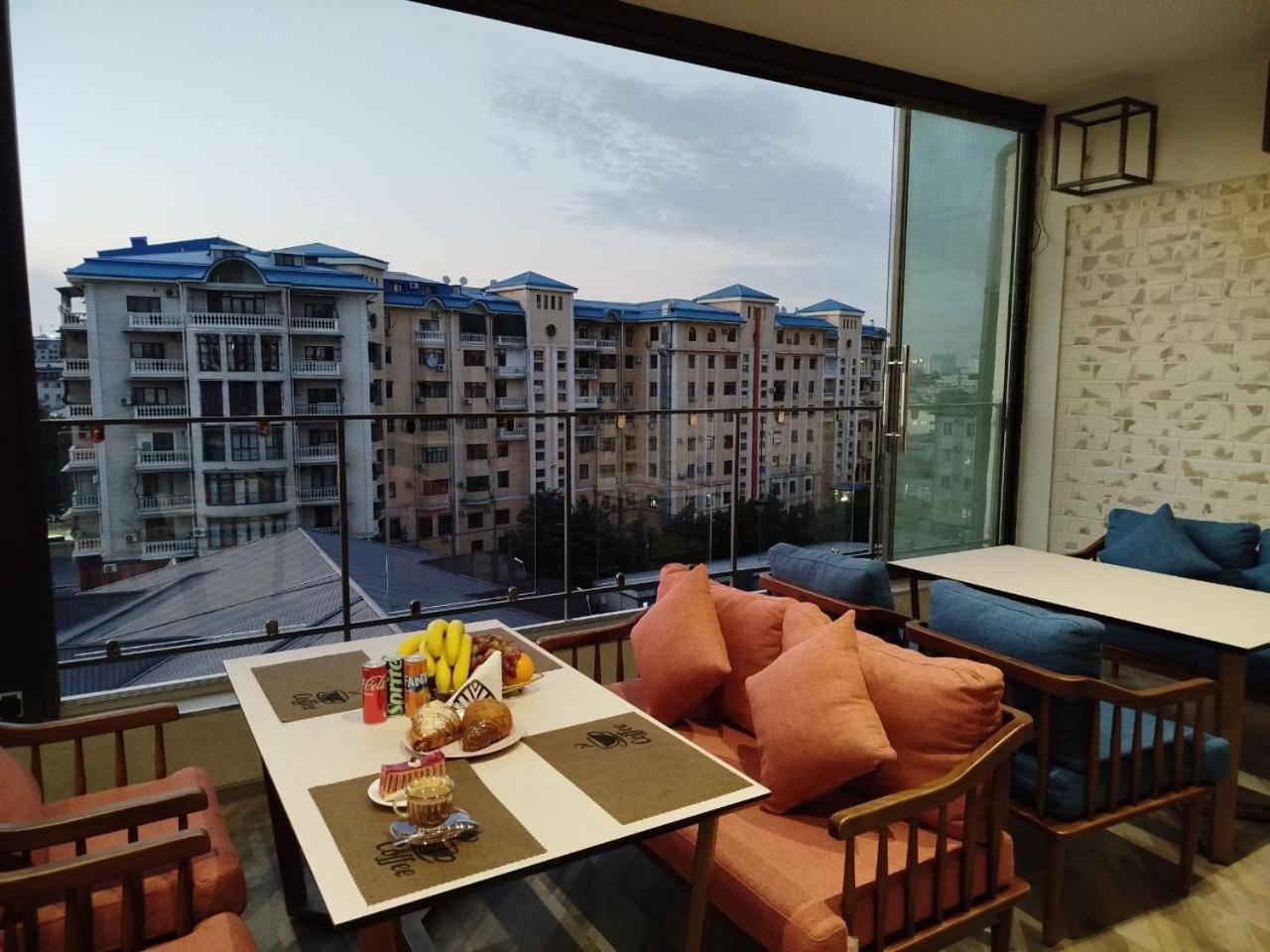 Art Air Hotel Tashkent Esterno foto