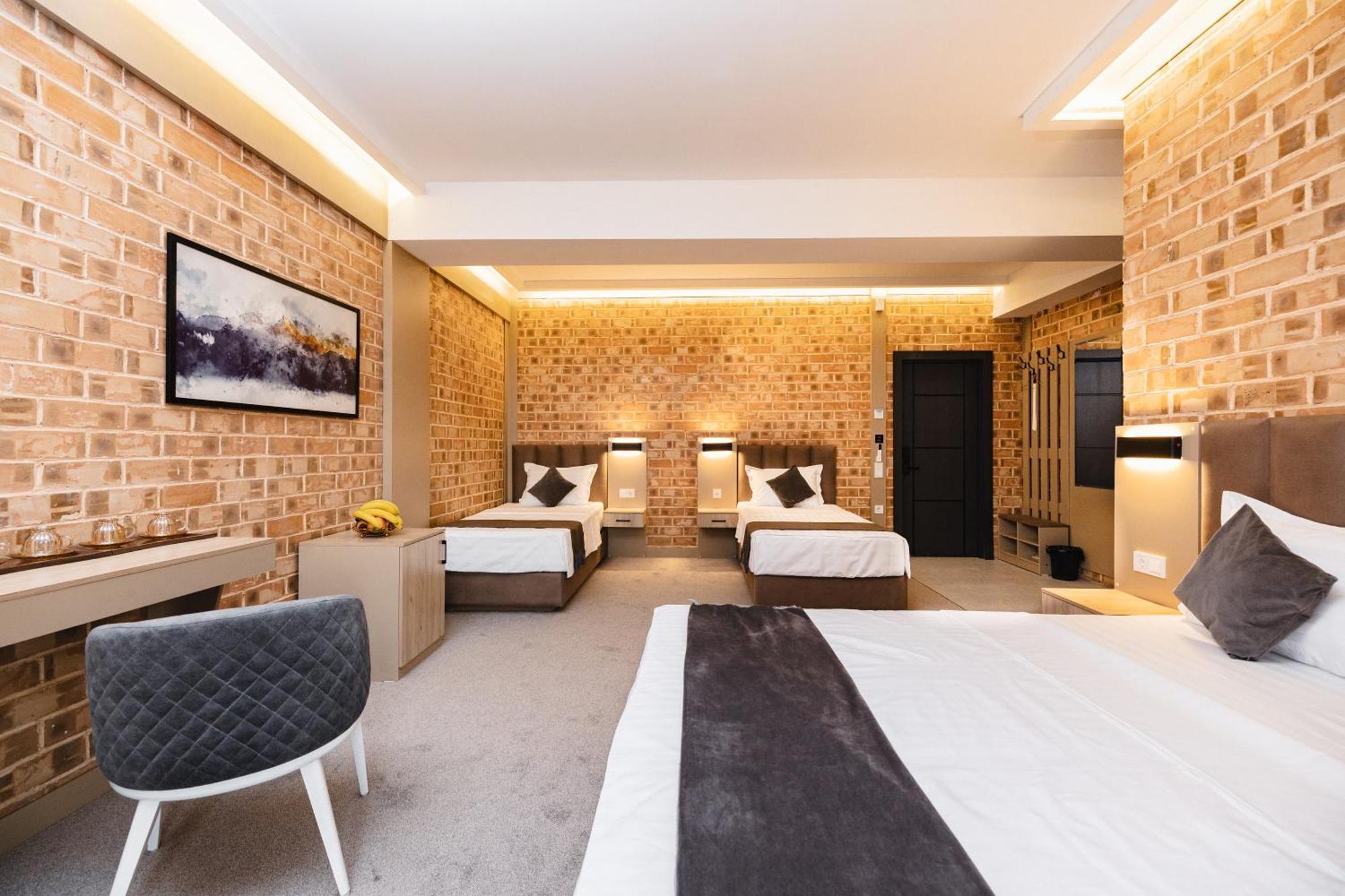 Art Air Hotel Tashkent Esterno foto