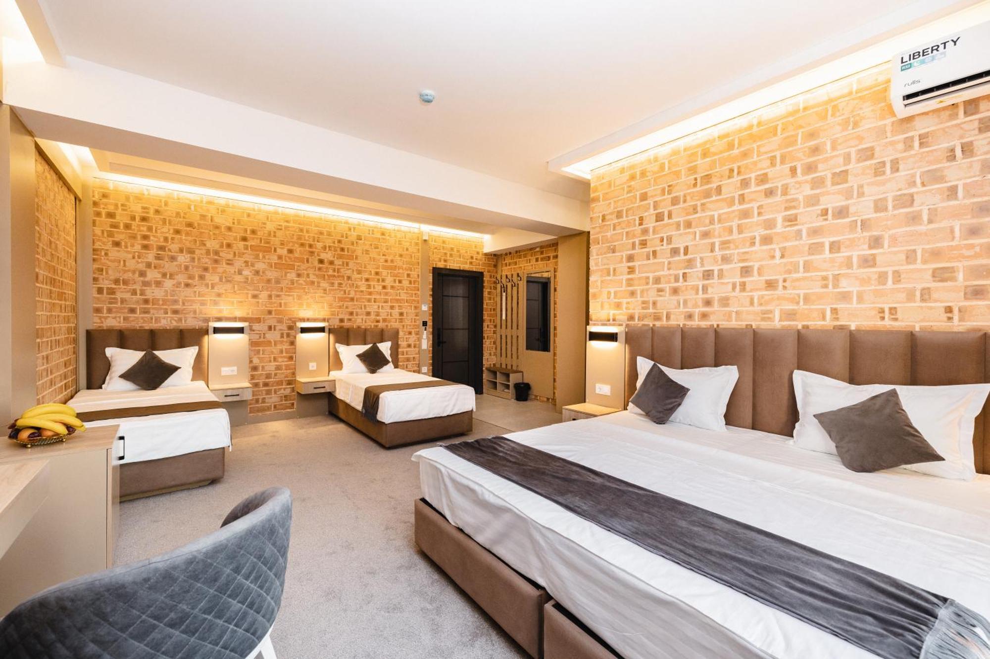 Art Air Hotel Tashkent Esterno foto