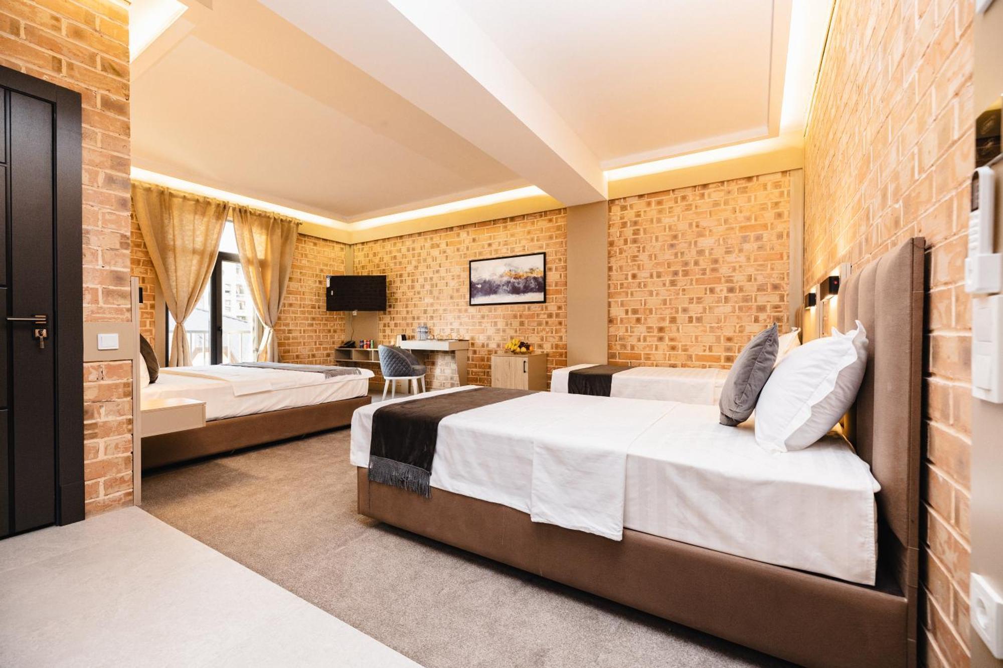 Art Air Hotel Tashkent Esterno foto
