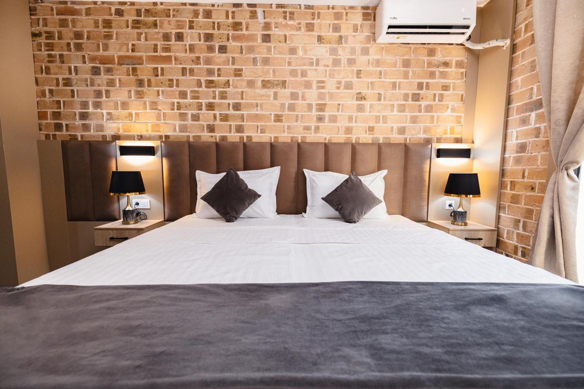 Art Air Hotel Tashkent Esterno foto
