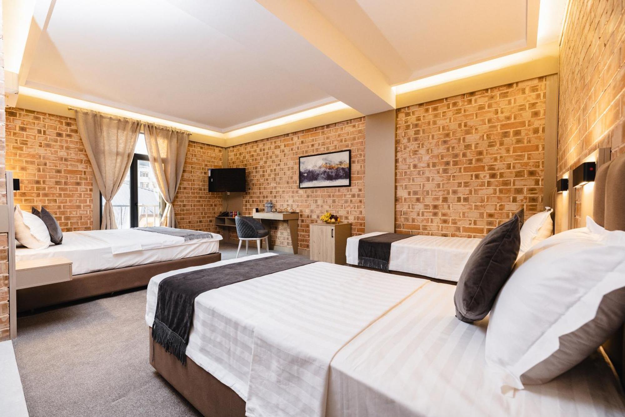 Art Air Hotel Tashkent Esterno foto