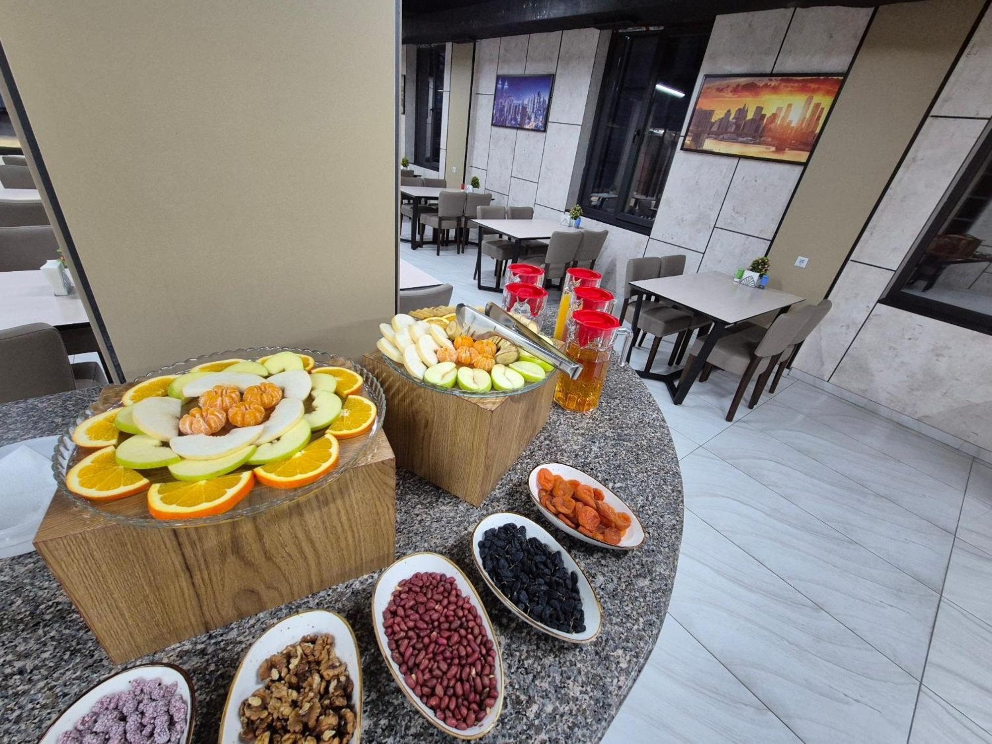 Art Air Hotel Tashkent Esterno foto